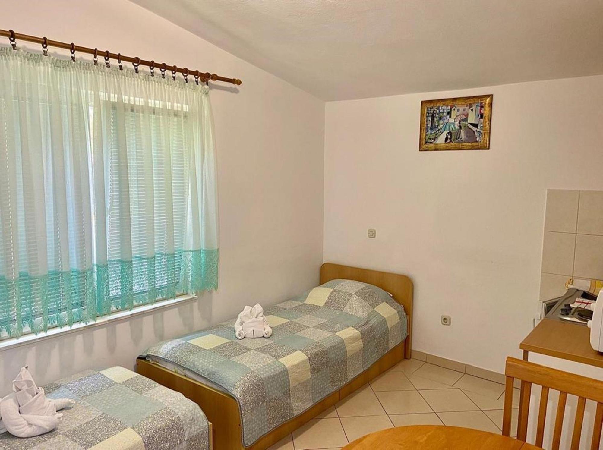 Apartments Tiho & Jelena Blace Εξωτερικό φωτογραφία