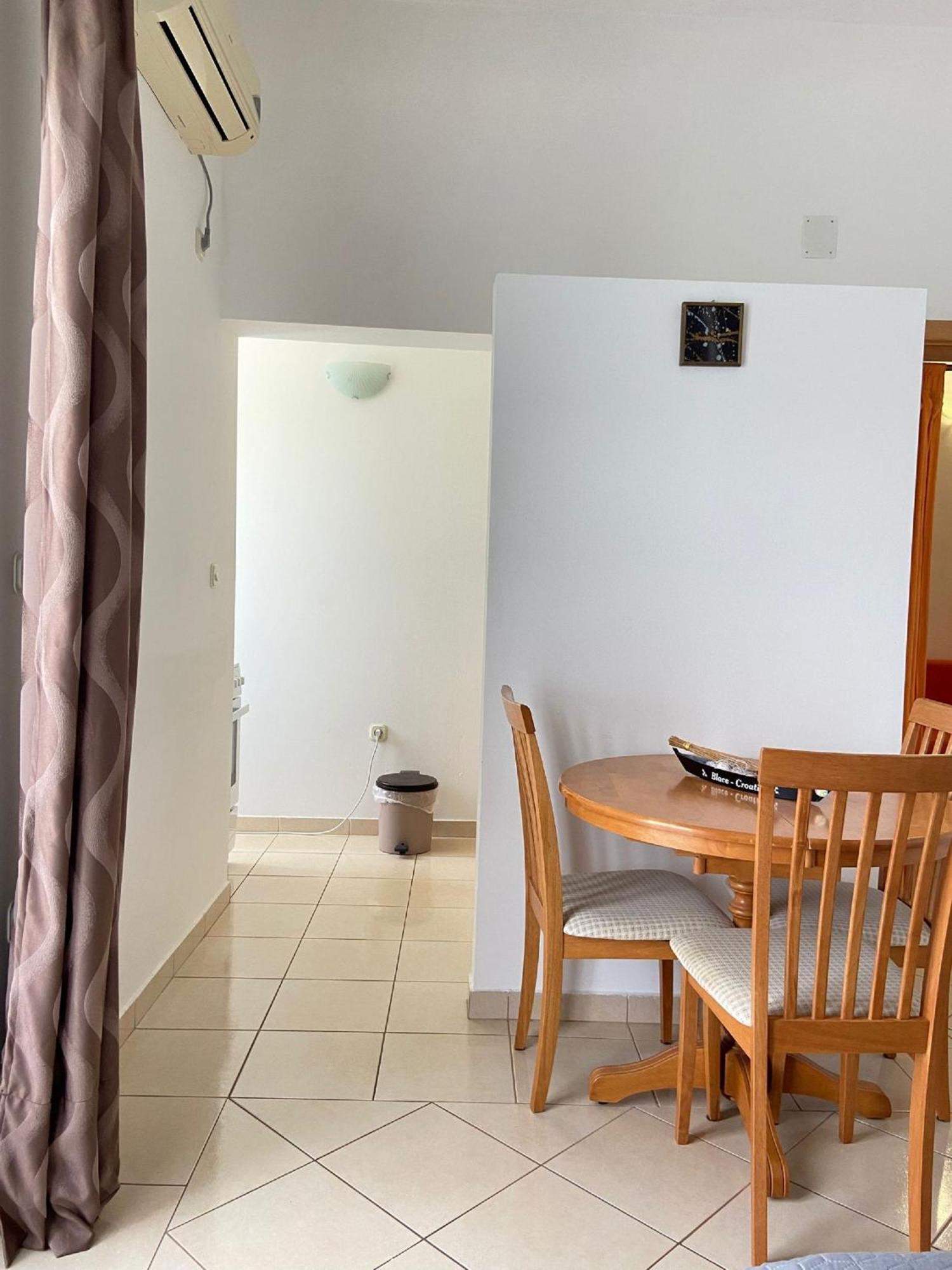 Apartments Tiho & Jelena Blace Εξωτερικό φωτογραφία